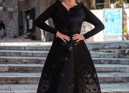 Fotografija 18 - FOTO Modni raj u Šibeniku: Otkrijte ekskluzivne kolekcije hrvatskih dizajnera u Galeriji Juraj Dalmatinac!