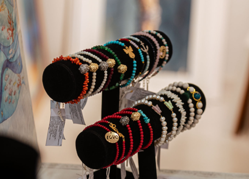 Fotografija 47 - FOTO Modni raj u Šibeniku: Otkrijte ekskluzivne kolekcije hrvatskih dizajnera u Galeriji Juraj Dalmatinac!