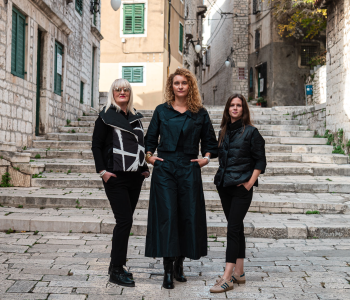 Modni raj u Šibeniku: Otkrijte ekskluzivne kolekcije hrvatskih dizajnera u Galeriji Juraj Dalmatinac!