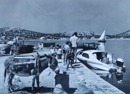 Prezimena iz općine Murter-Kornati: Od Ježine i Jurage do Mudronje i Turčinova