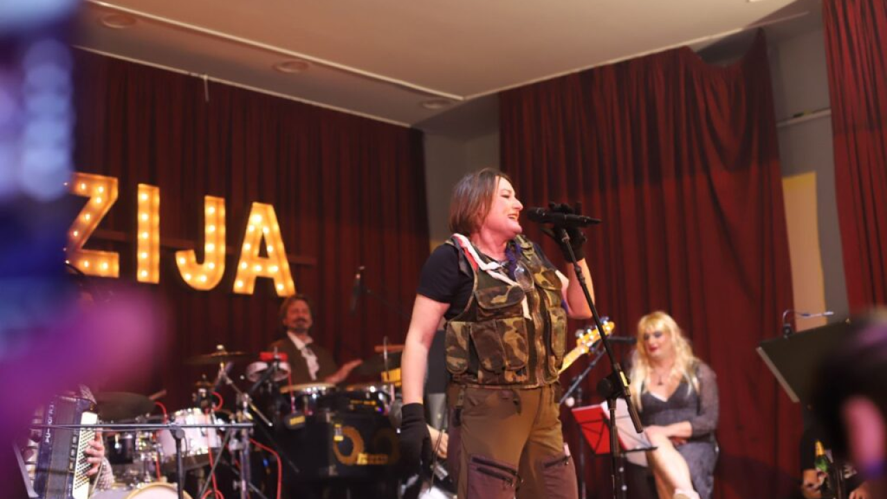 Festival lakih nota i teških riči: Tišnjanska Jurevizija nadmašila samu sebe