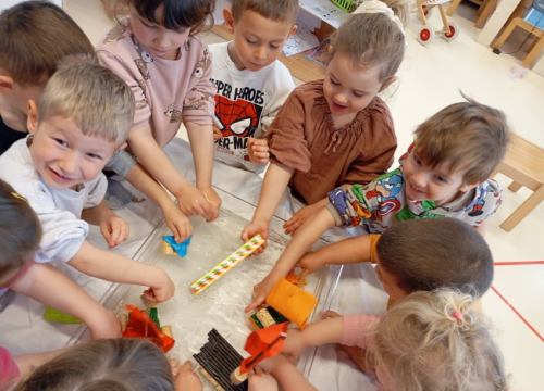 Fotografija 11 - Igrom i edukacijom malih ekologa u vodičkom vrtiću obilježen Svjetski dan voda