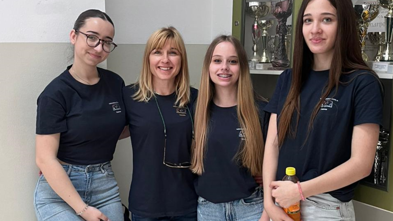 Amra ima 16 godina, državna je prvakinja iz latinskog, ali i vlasnica 'Oskara znanja'